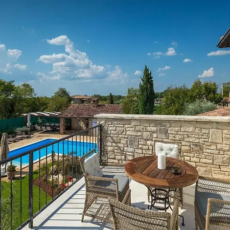 Lavender Radetići